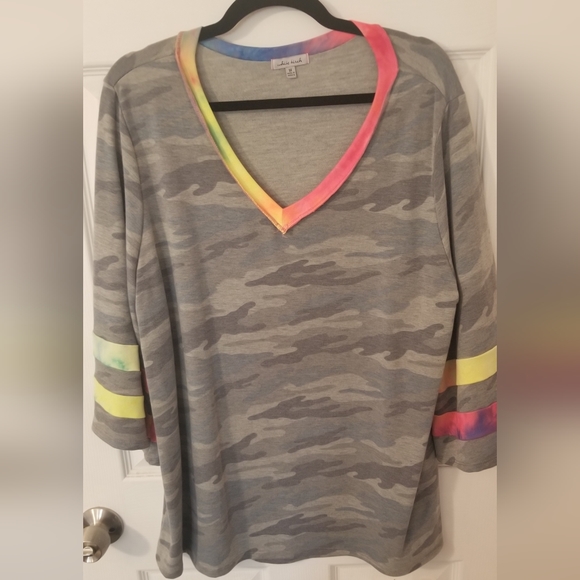 white birch Tops - White Birch Sweatshirt